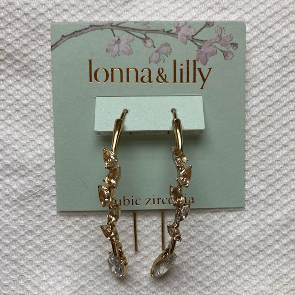 Ionna & Lily pendant earrings. - Picture 1 of 5
